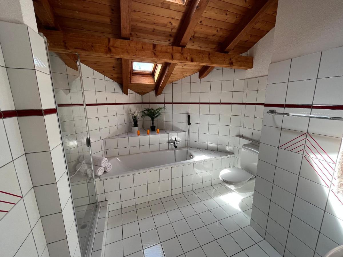 The Jad B&B Cormoret Bagian luar foto