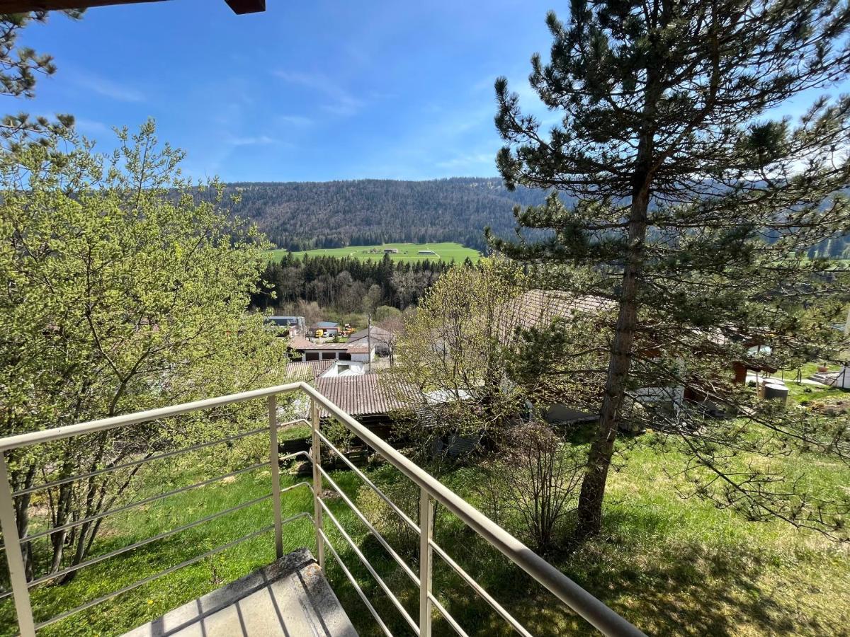 The Jad B&B Cormoret Bagian luar foto