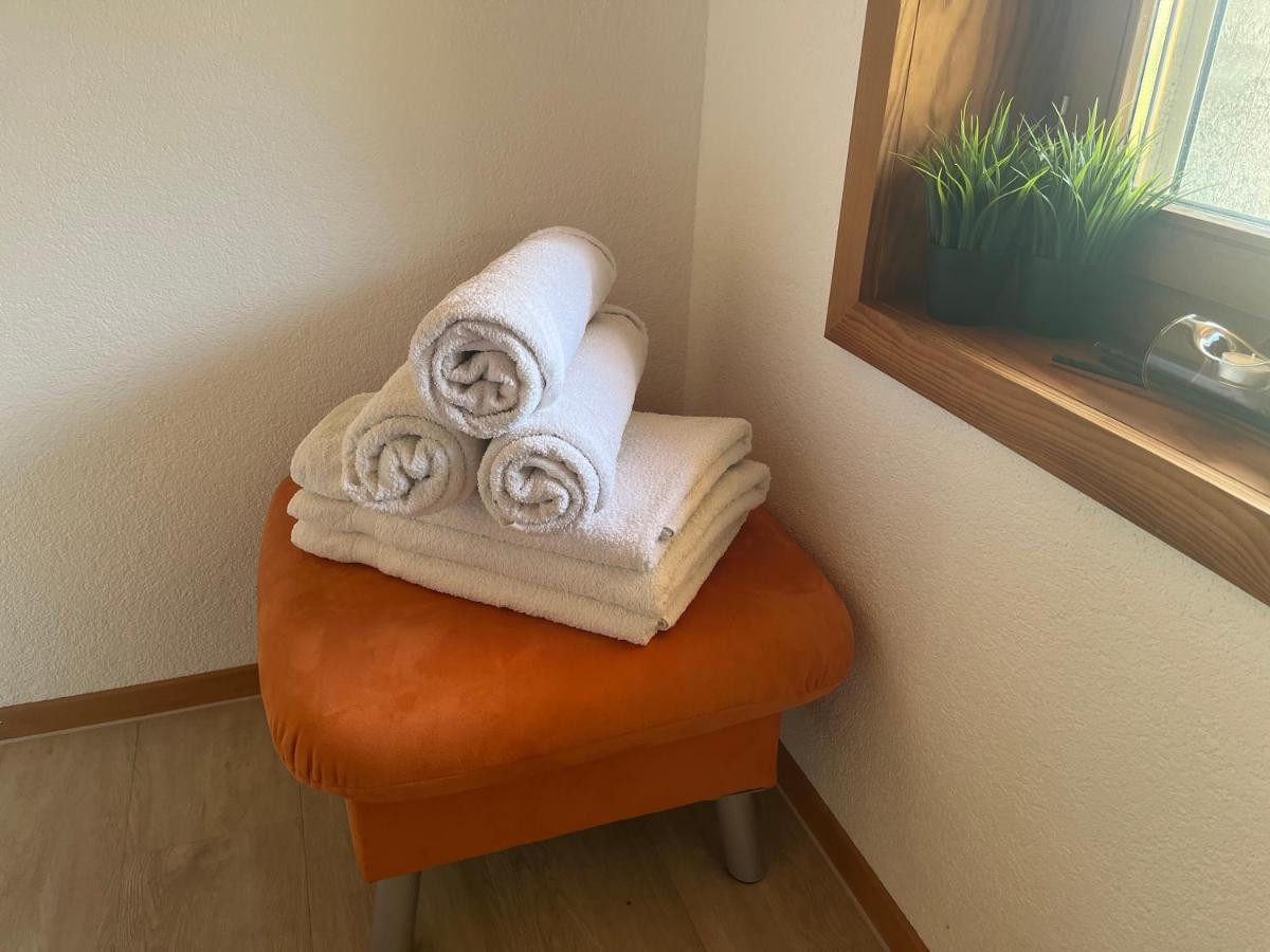 The Jad B&B Cormoret Bagian luar foto