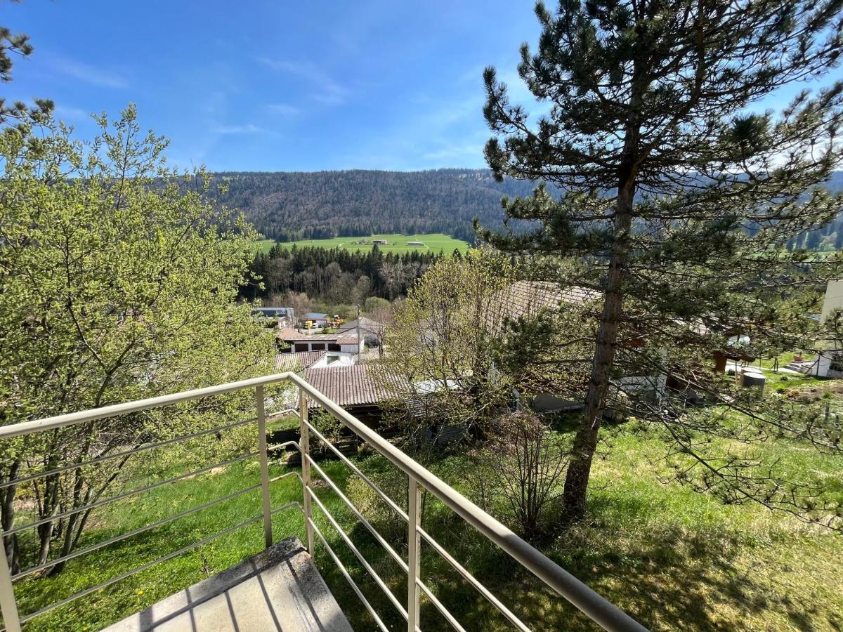 The Jad B&B Cormoret Bagian luar foto